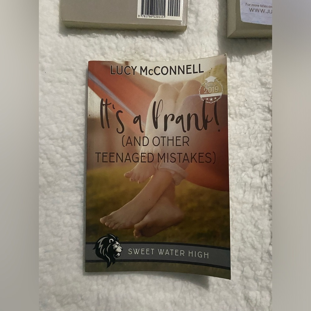 Sweet Water High Book Collection - Picture 10 of 16